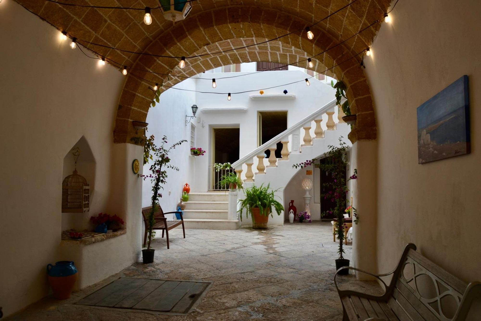 Kallistos Suites & Apartments Gallipoli Exterior foto