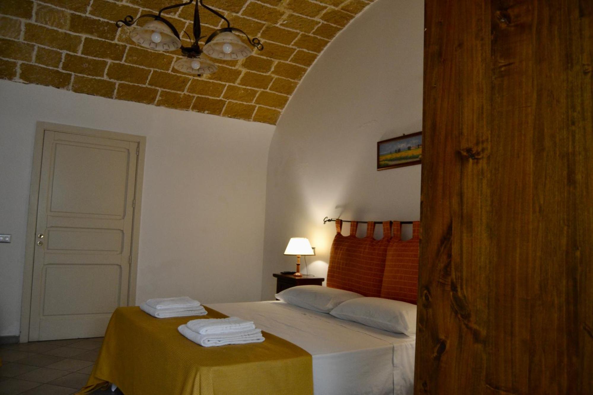 Kallistos Suites & Apartments Gallipoli Exterior foto
